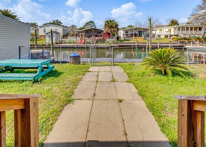 W/ Private Dock - 7 Mi To Beaches Pensacola