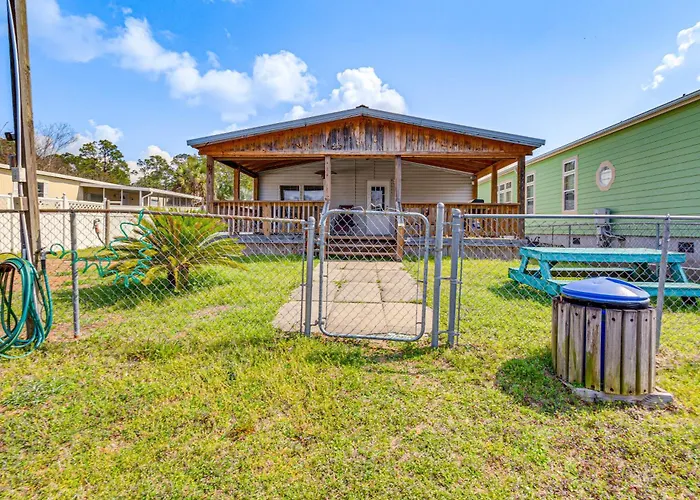 W/ Private Dock - 7 Mi To Beaches Holiday home *