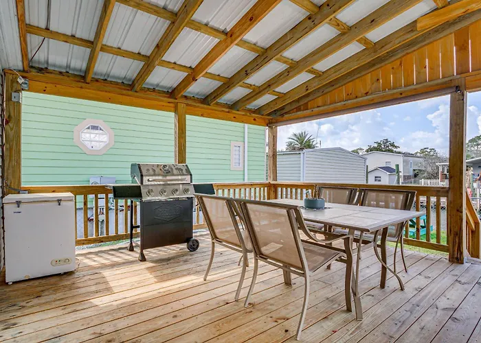 W/ Private Dock - 7 Mi To Beaches * Pensacola