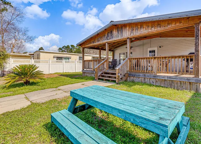 Holiday home W/ Private Dock - 7 Mi To Beaches *
